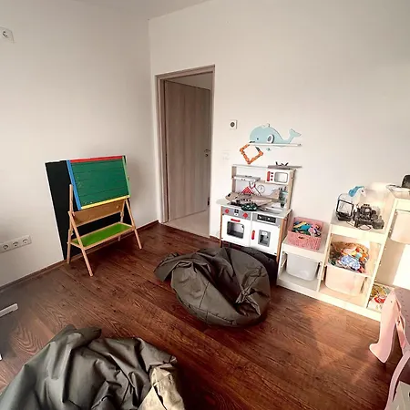 L&t * 茨里克韦尼察