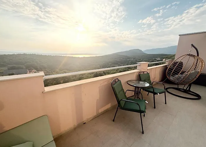 L&t Apartment *
