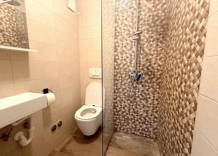 Apartment L&t *
